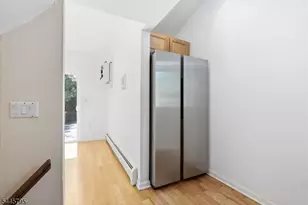 814 Willis Pl, Roselle Park, NJ 07204 - Photo 15