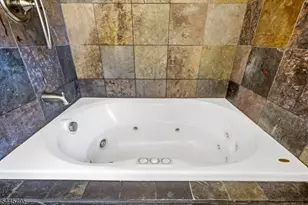 814 Willis Pl, Roselle Park, NJ 07204 - Photo 21