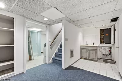 814 Willis Pl, Roselle Park, NJ 07204 - Photo 31
