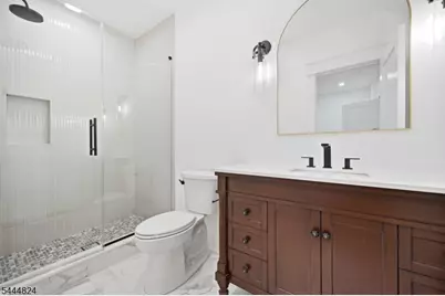 2 Wingate Dr, Livingston, NJ 07039 - Photo 35
