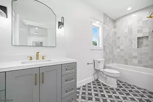 2 Wingate Dr, Livingston, NJ 07039 - Photo 29