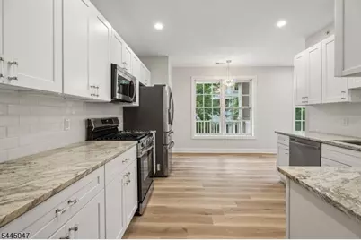 505 Holly Ln #505, Cedar Grove Twp., NJ 07009 - Photo 11