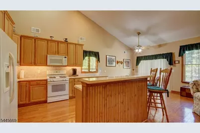 19 Republic Row, Franklin Township, NJ 08873 - Photo 21