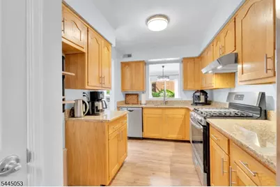 66 Bond St, Bridgewater, NJ 08807 - Photo 17