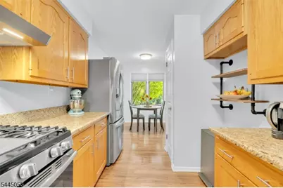 66 Bond St, Bridgewater, NJ 08807 - Photo 15