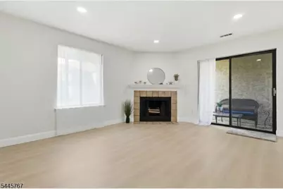 93 Gate House Ln, Edison Twp., NJ 08820 - Photo 13