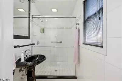 118 Byrd Ave, Bloomfield, NJ 07003 - Photo 17