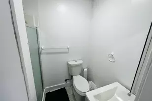 63 Jefferson Blvd, Edison, NJ 08817 - Photo 9