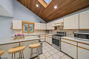 4 Sky Top Dr, Denville, NJ 07834 - Photo 21