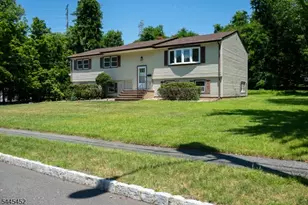 5 Crossbrook Ln, West Caldwell, NJ 07006 - Photo 3