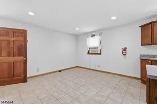 23 Canal St, Raritan, NJ 08869 - Photo 9