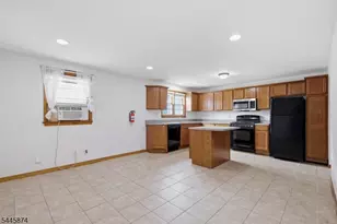 23 Canal St, Raritan, NJ 08869 - Photo 5