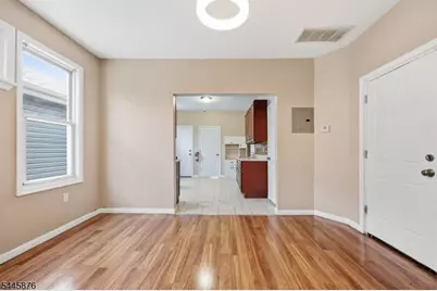 78 Willoughby St #2, Newark, NJ 07112 - Photo 3