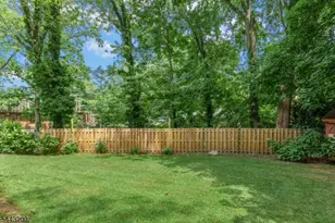 162 Mountainview Dr, Mountainside, NJ 07092 - Photo 35