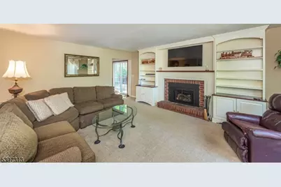 45 Lakeside Trl, Kinnelon, NJ 07405 - Photo 9
