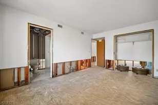 245 Main St Unit, Millburn, NJ 07041 - Photo 11