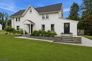 8 Morris Turnpike, Randolph Township, NJ 07869 - Photo 1