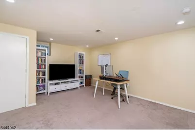 1223 Rhoads Dr, Montgomery Township, NJ 08502 - Photo 23
