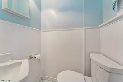 20 Bloomfield Ave, Flemington, NJ 08822 - Photo 23