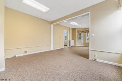 20 Bloomfield Ave, Flemington, NJ 08822 - Photo 9