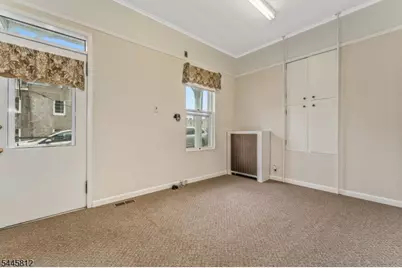 20 Bloomfield Ave, Flemington, NJ 08822 - Photo 11