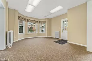 20 Bloomfield Ave, Flemington, NJ 08822 - Photo 5
