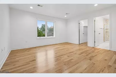 639 Myrtle Ave, Garwood, NJ 07027 - Photo 15