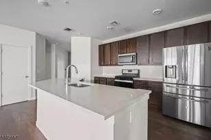 723 Lorhan Dr, Piscataway Township, NJ 08854 - Photo 11