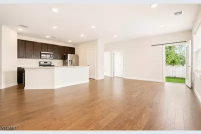723 Lorhan Dr, Piscataway Township, NJ 08854 - Photo 13