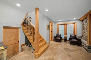 2 Thompson Rd, Parsippany, NJ 07005 - Photo 5