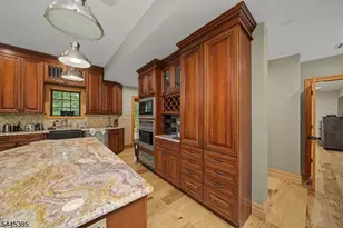 2 Thompson Rd, Parsippany, NJ 07005 - Photo 13