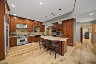 2 Thompson Rd, Parsippany, NJ 07005 - Photo 7