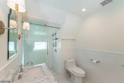 10 Grove Ter #2B, Montclair, NJ 07042 - Photo 25
