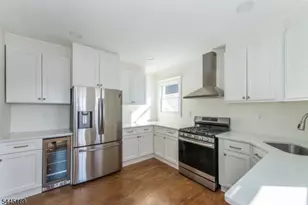 10 Grove Terrace, Montclair, NJ 07042 - Photo 11