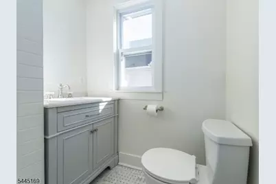 10 Grove Ter #2B, Montclair, NJ 07042 - Photo 13