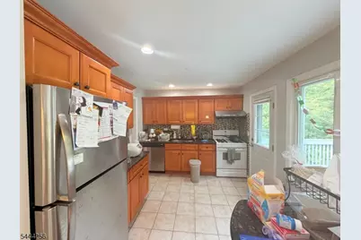44 Fellswood Dr, Livingston, NJ 07039 - Photo 3