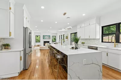 170 Johnston Drive Ext, Watchung, NJ 07069 - Photo 13