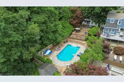 144 Walker Rd, West Orange Township, NJ 07052 - Photo 37