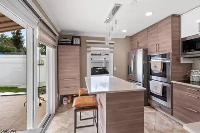 16 Adrian St, Pompton Lakes, NJ 07442 - Photo 23