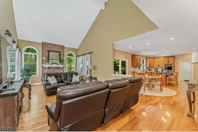 12 Wyckoff Rd, Bethlehem Township, NJ 08827 - Photo 11