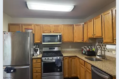 58 Waugh Ct, Bridgewater, NJ 08807 - Photo 5