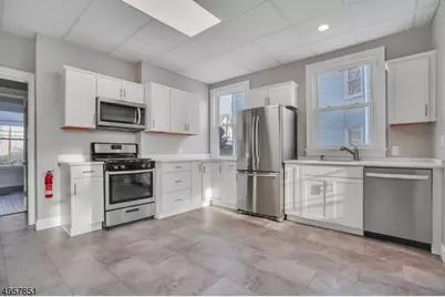 25 Olyphant Dr #1, Morristown, NJ 07960 - Photo 9
