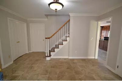 39 Hunters Circle, Tewksbury Township, NJ 08833 - Photo 3