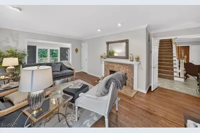39 Hunters Circle, Tewksbury Township, NJ 08833 - Photo 7