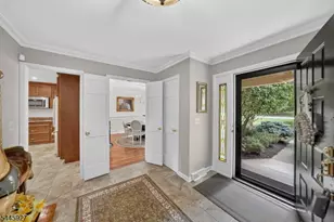 39 Hunters Cir, Tewksbury Township, NJ 08833 - Photo 5