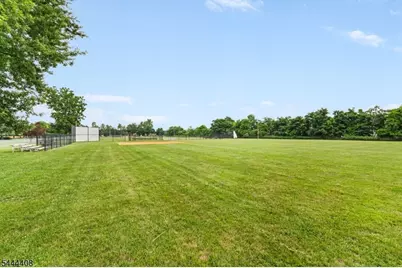 31 N Dell Ave, Roxbury Township, NJ 07847 - Photo 23