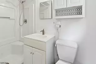 1 Aberdeen Ct, Cranford Township, NJ 07016 - Photo 25