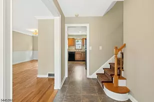 1 Aberdeen Ct, Cranford Township, NJ 07016 - Photo 3