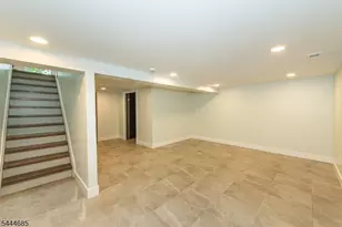 98 Haddenfield Rd, Clifton, NJ 07013 - Photo 45