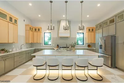 98 Haddenfield Rd, Clifton, NJ 07013 - Photo 13